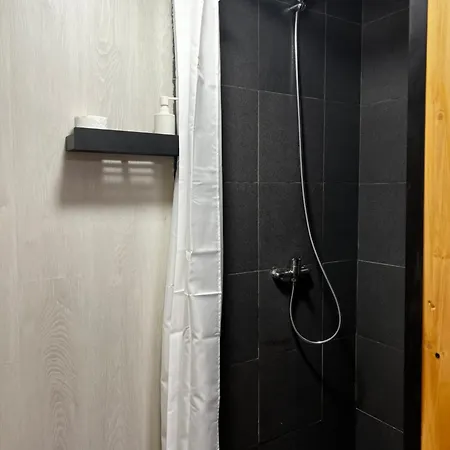 Casa Vale Ecotainer بيت شباب *