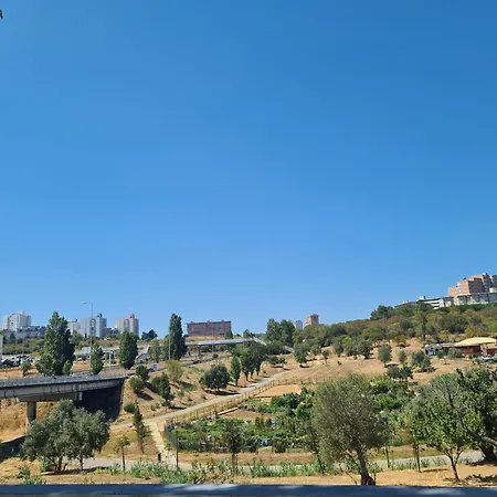 Casa Vale Ecotainer * Лісабон