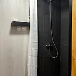 Casa Vale Ecotainer ホステル *