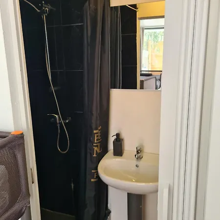 אכסניה Casa Vale Ecotainer *