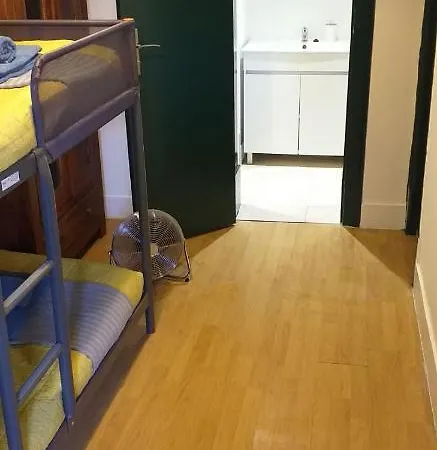 Casa Vale Ecotainer אכסניה *